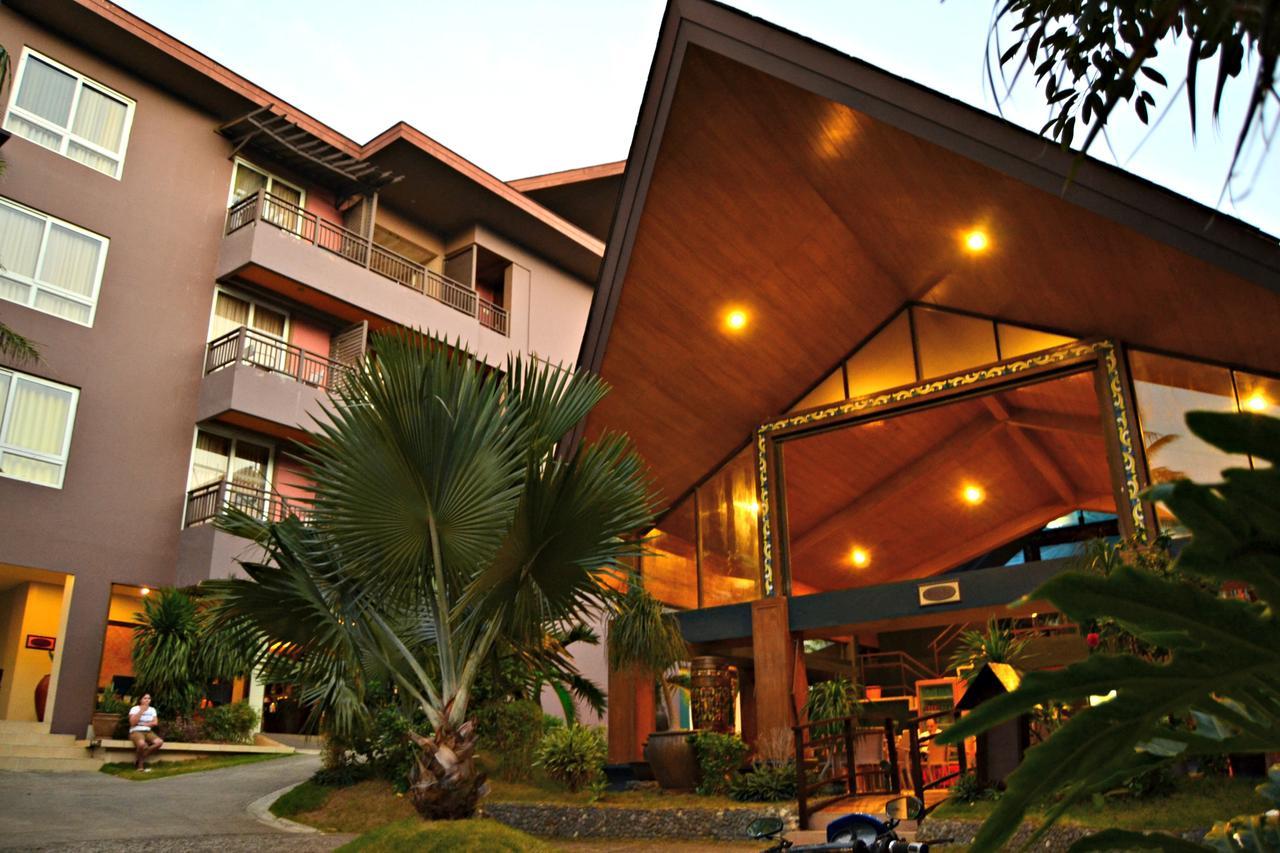 The Palms Of Boracay Hotel Balabag  ภายนอก รูปภาพ