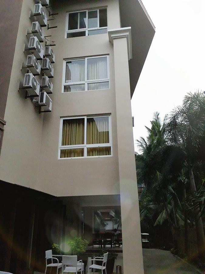 The Palms Of Boracay Hotel Balabag  ภายนอก รูปภาพ